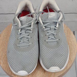 NIKE Tanjun US Tennis Shoes Sneakers Gray/White